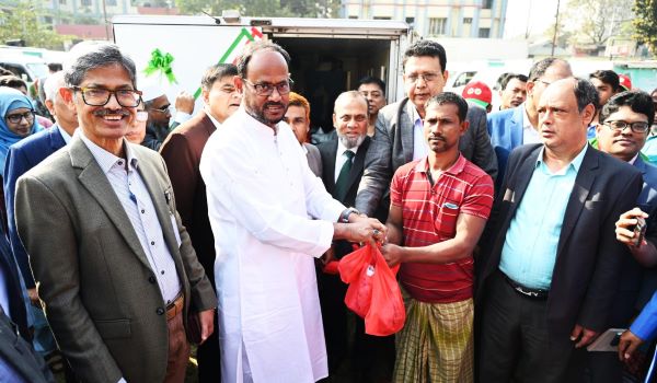 ১০ লাখ পরিবার সুলভ মূল্যে প্রোটিন খাদ্য পাবে: সালাউদ্দিন টুকু