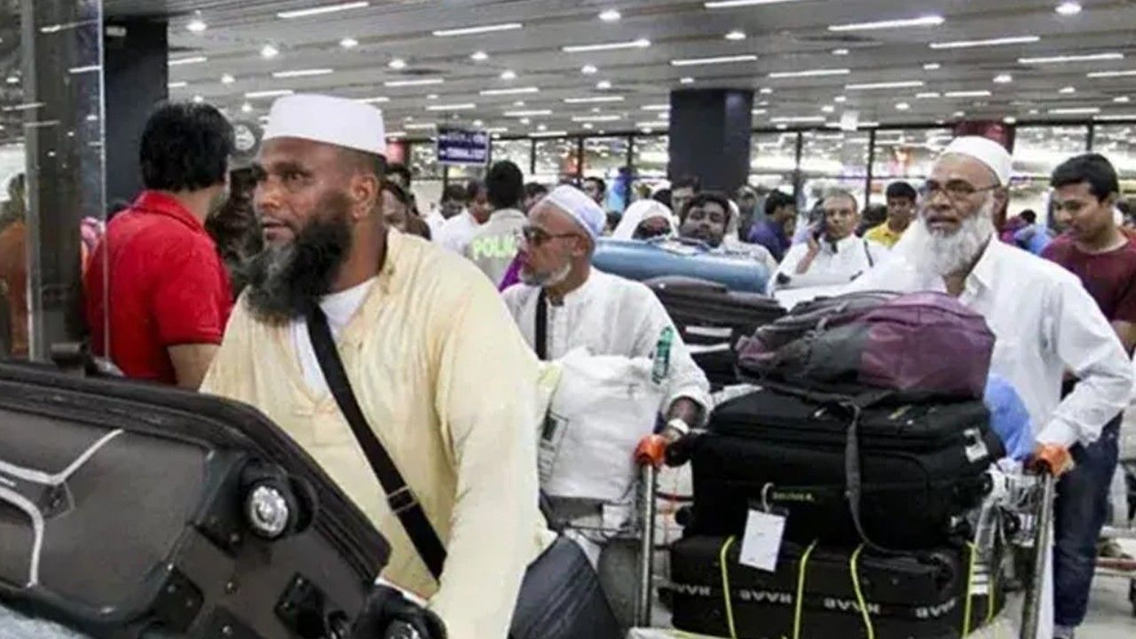 হজ পালন শেষে দেশে ফিরেছেন ৫৪ হাজার ৩২৩ হাজি, প্রাণহানি ৫০