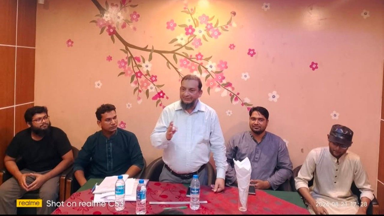 চাঁপাইনবাবগঞ্জ ডিবেটিং ক্লাবের নতুন নির্বাহী পরিষদ গঠন